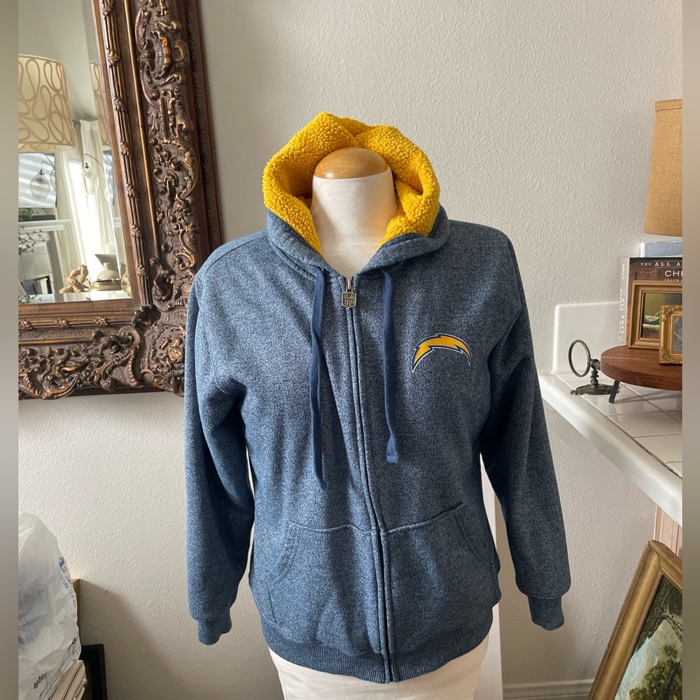 Los Angeles Charges Women’s Zip Up Feece Jacket Fleece